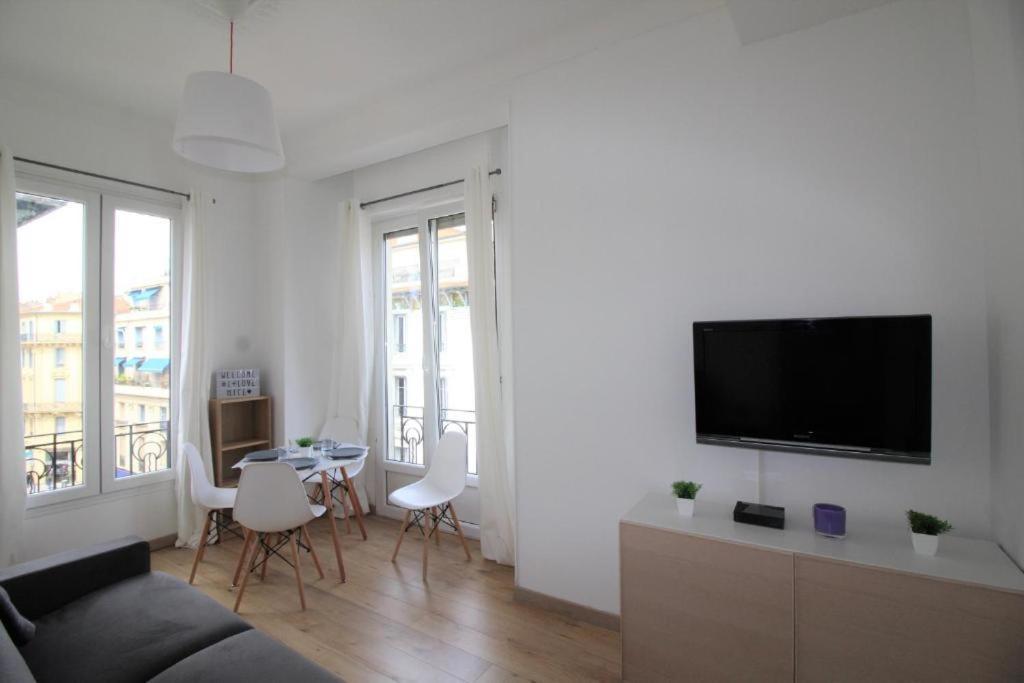 Nice Renting - Notre Dame - Cosy Loft Perfect View On The Roofs מראה חיצוני תמונה