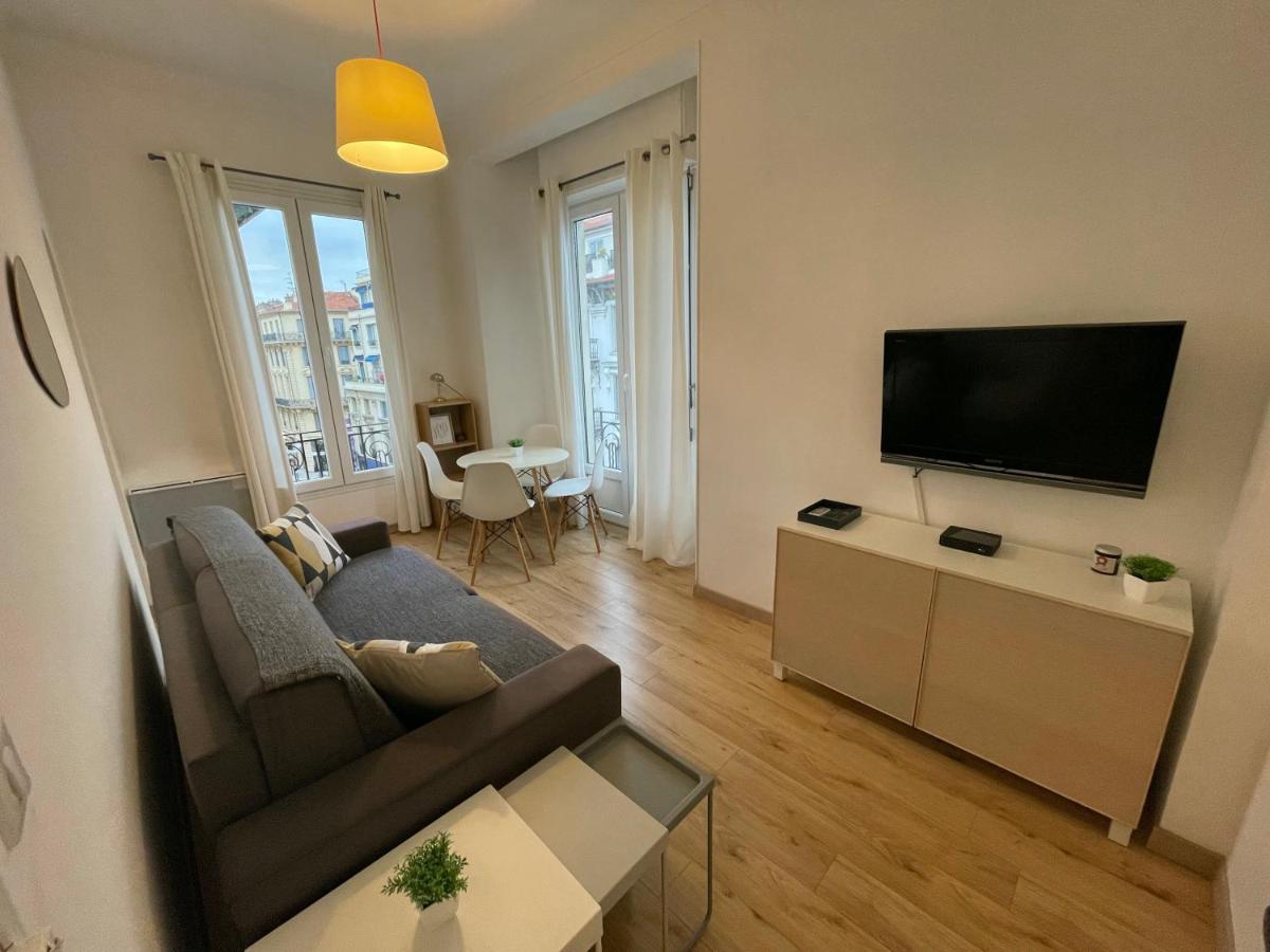 Nice Renting - Notre Dame - Cosy Loft Perfect View On The Roofs מראה חיצוני תמונה