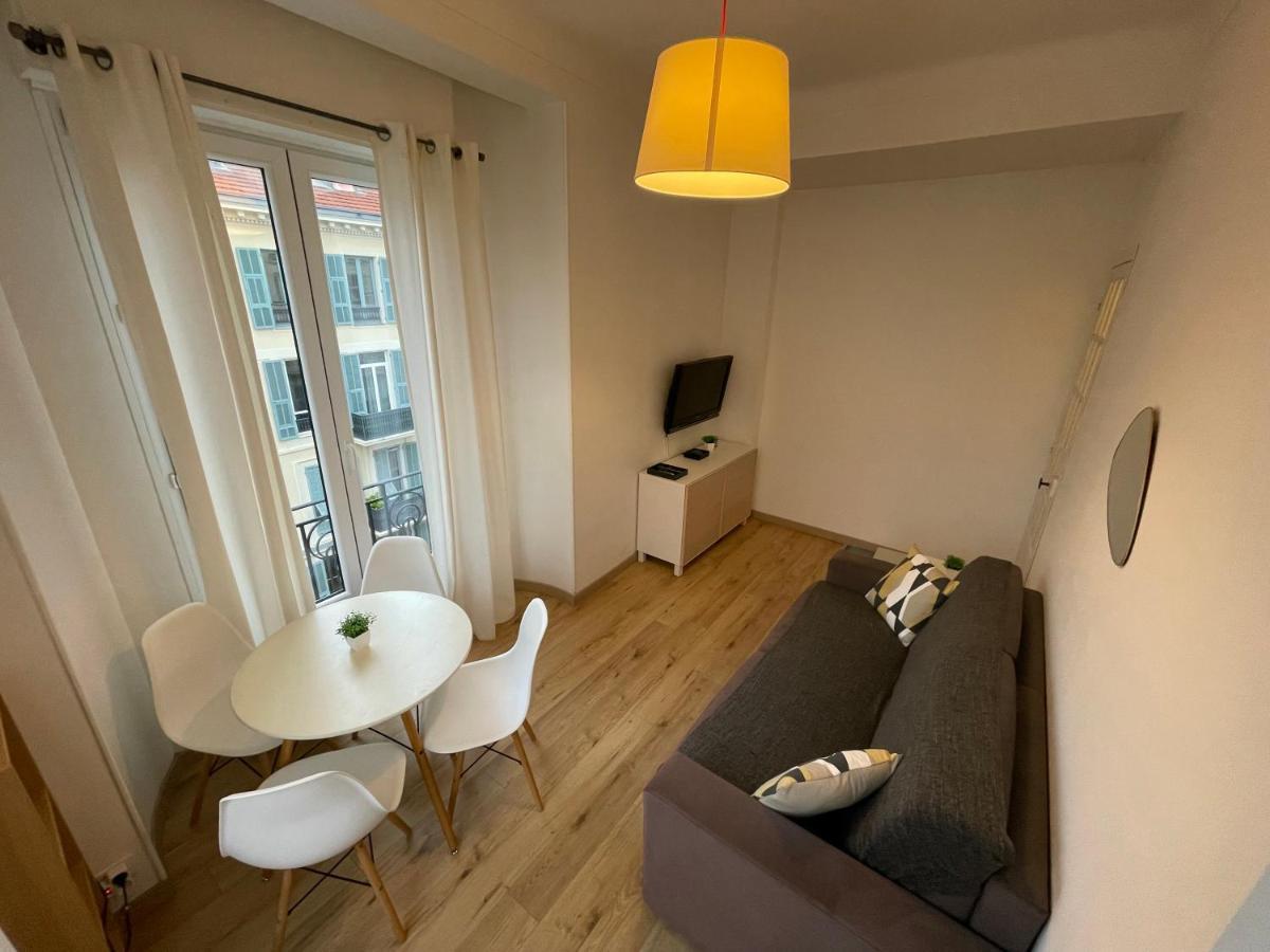Nice Renting - Notre Dame - Cosy Loft Perfect View On The Roofs מראה חיצוני תמונה