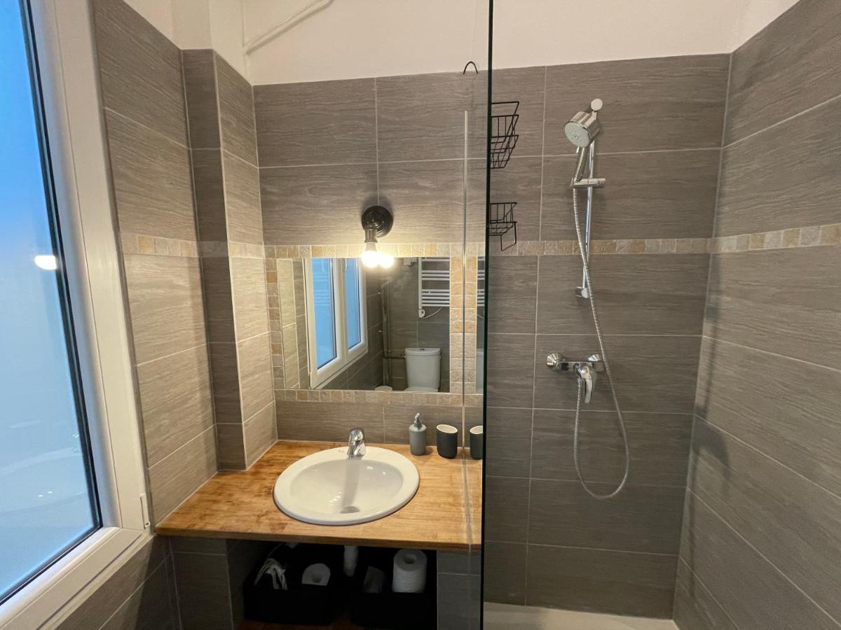 Nice Renting - Notre Dame - Cosy Loft Perfect View On The Roofs מראה חיצוני תמונה